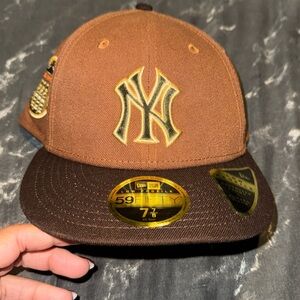 NWT New Era Cap New York Yankees Low Profile Fitted Hat